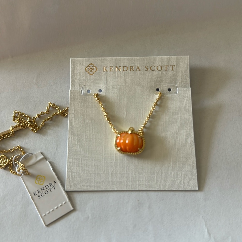 Kendra Scott Pumpkin 🎃 Necklace